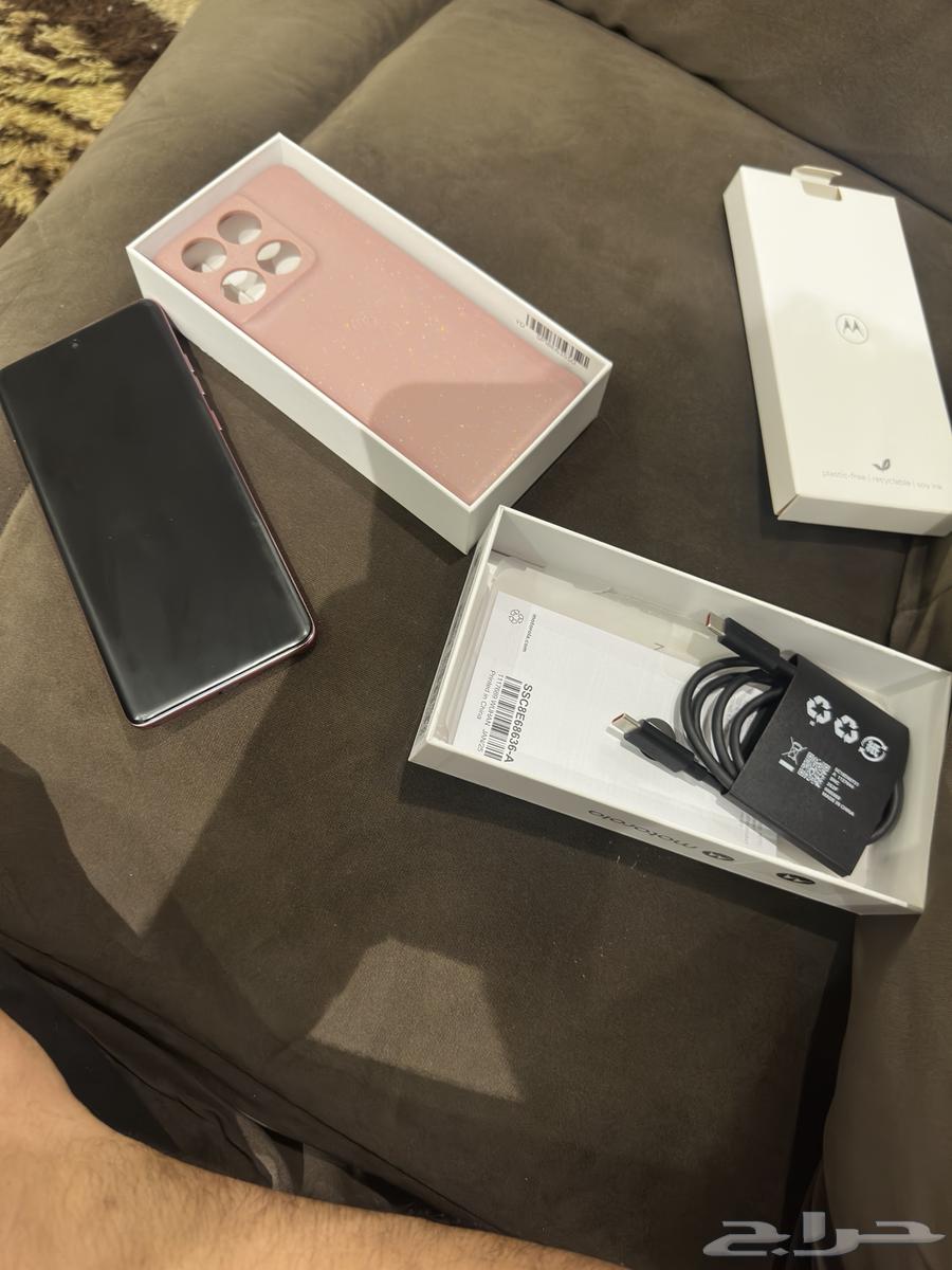 جوال موتورولا 60 ايدج64499353645826110