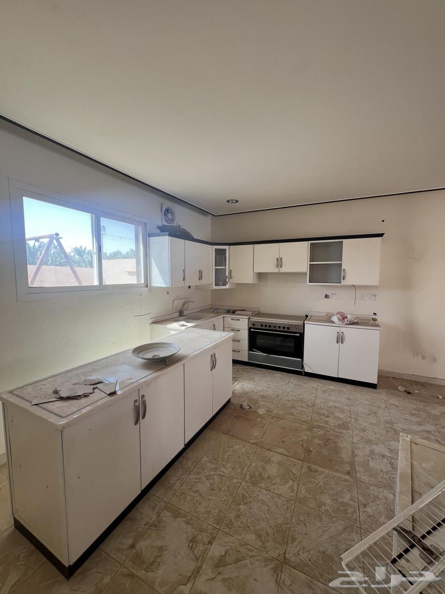 مطبخ بدون فرن بحالة جيدة64497055014274110