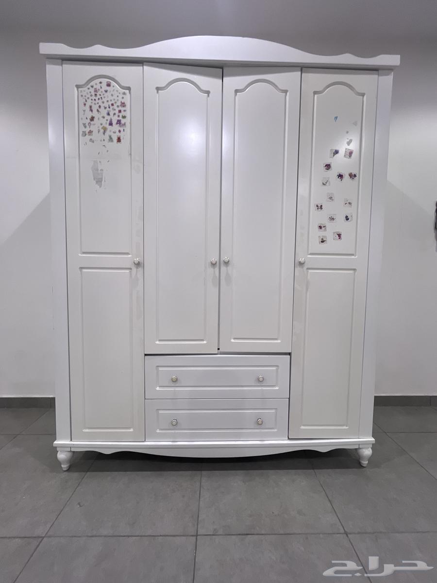 دولاب فخم من هوم سنتر64496323384578112