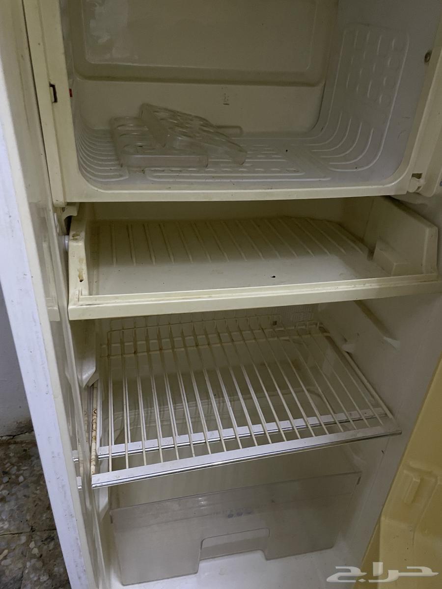 ثلاجه للبيع64495844380163110