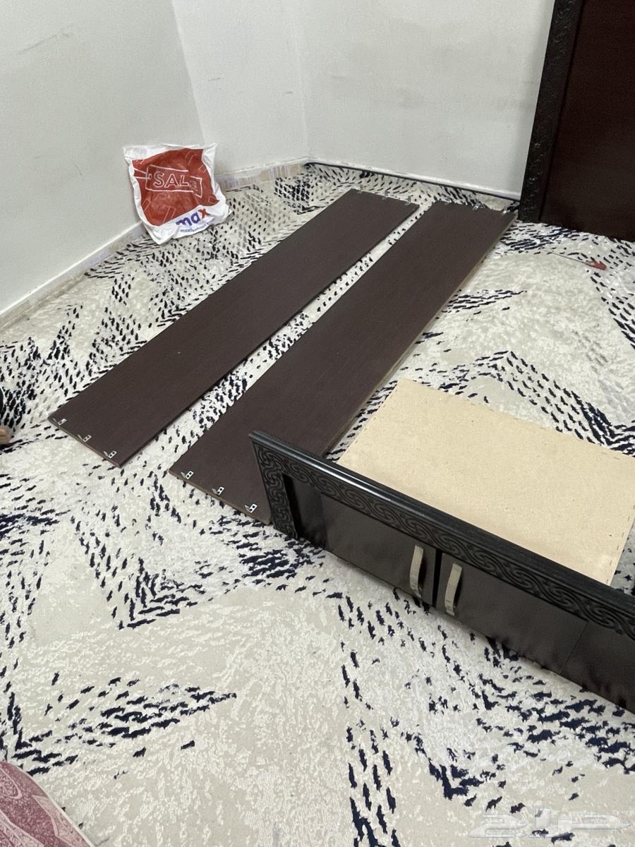 Free large double bed, almost new64495885668865111
