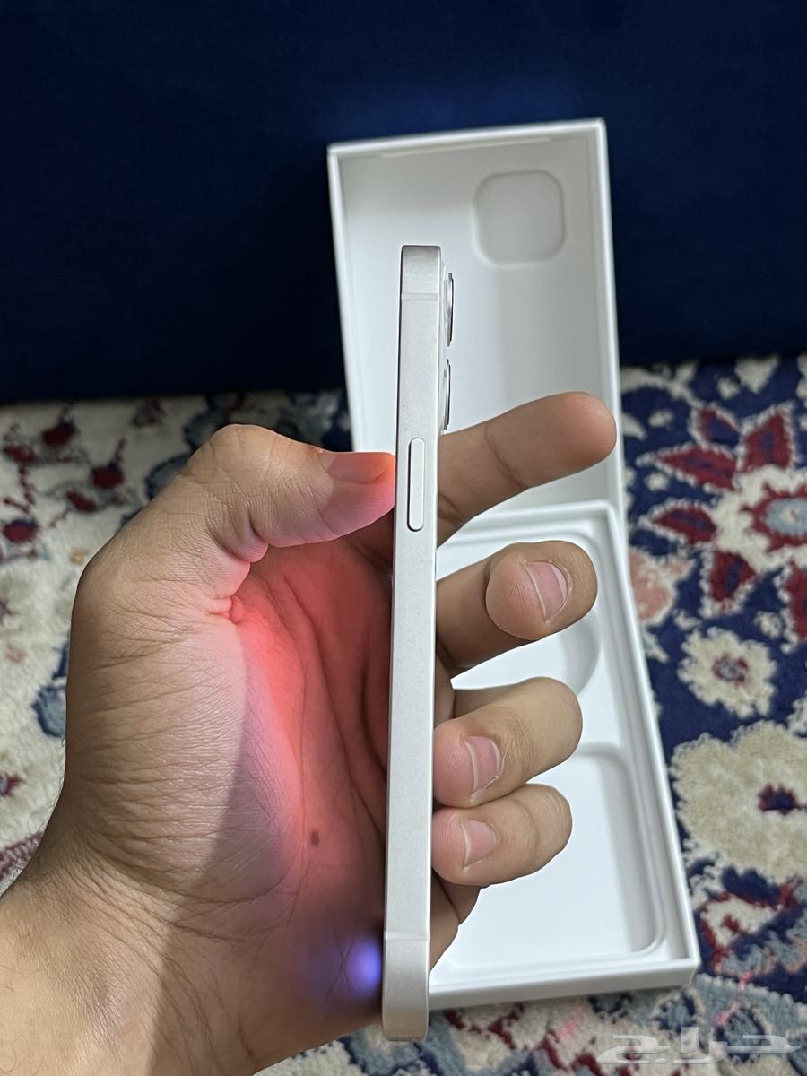 iPhone 13 regular64495461381121113