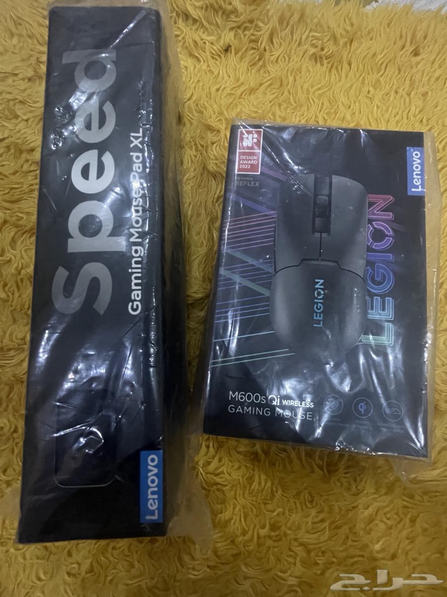 Mouse and keyboard mat64496848182018110