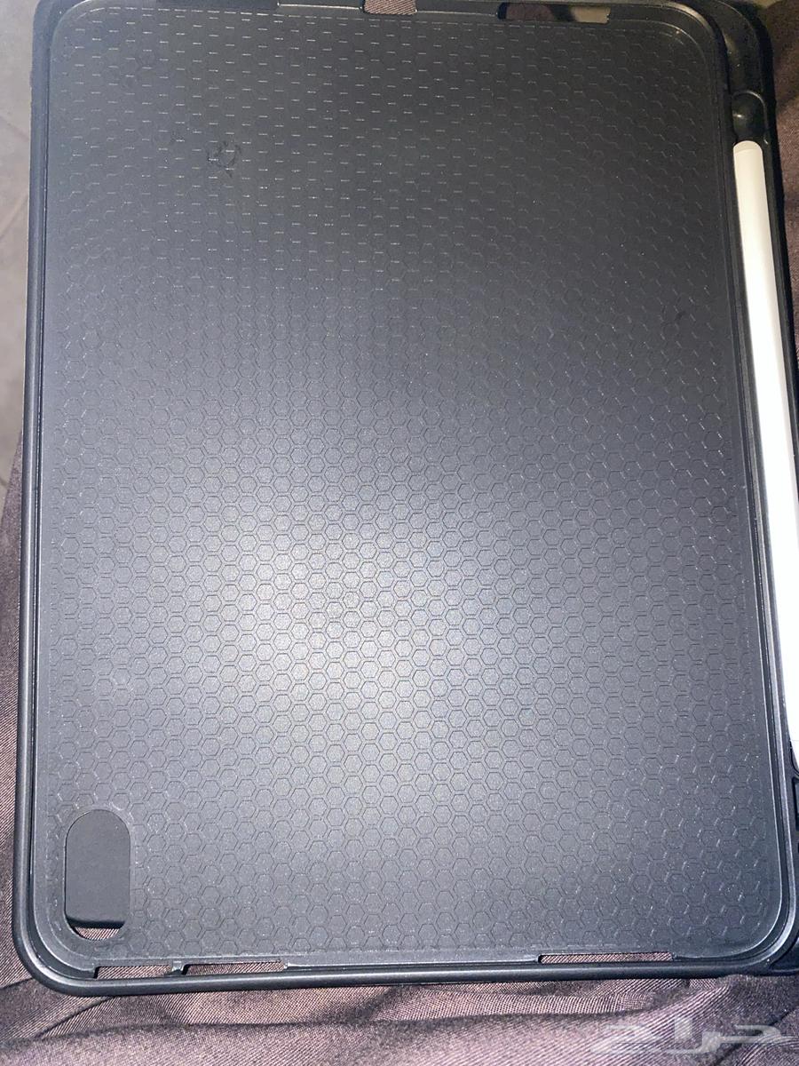 iPad A16 Silver Color with Pencil, Case, and Screen Protector64499131938177112