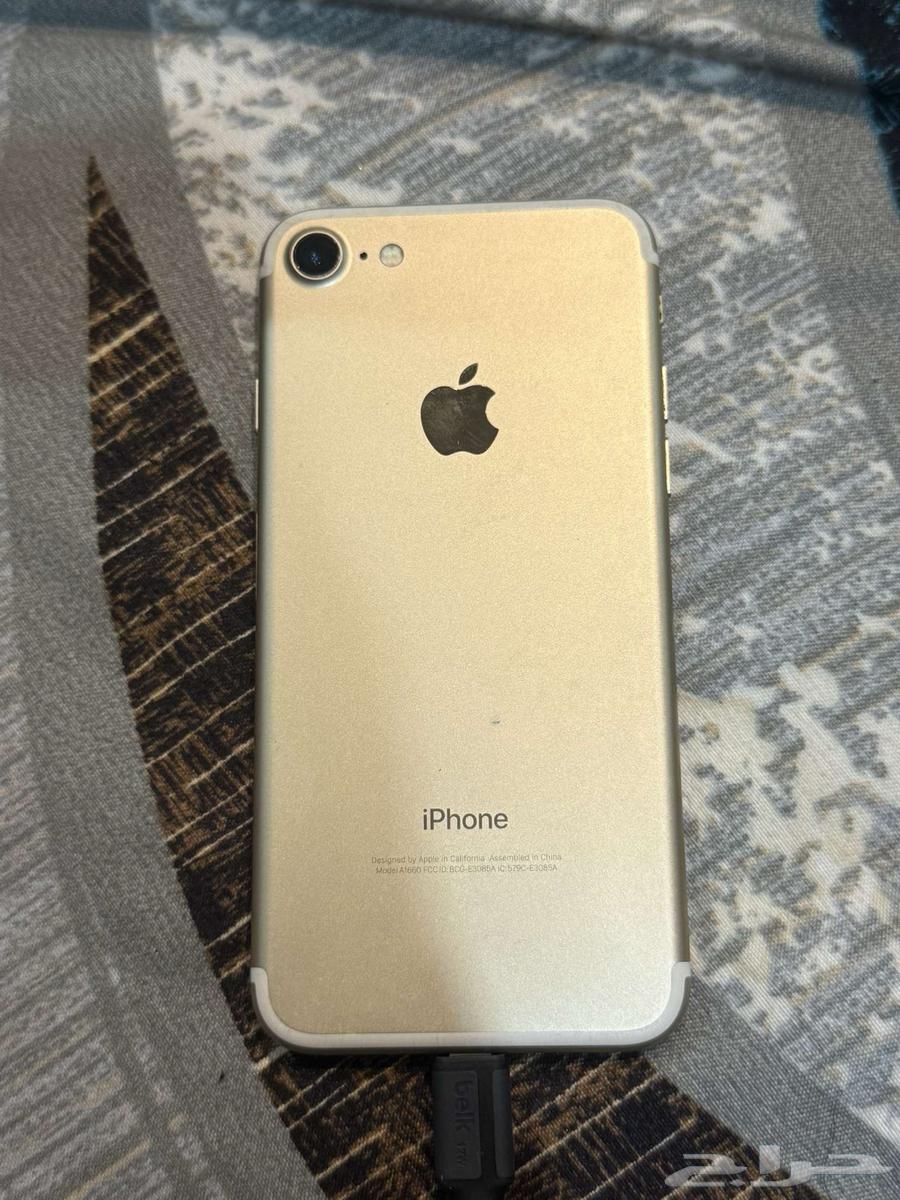 iPhone 7 in excellent condition, 32GB memory, 70% battery, for 500 riyals64495583401602110