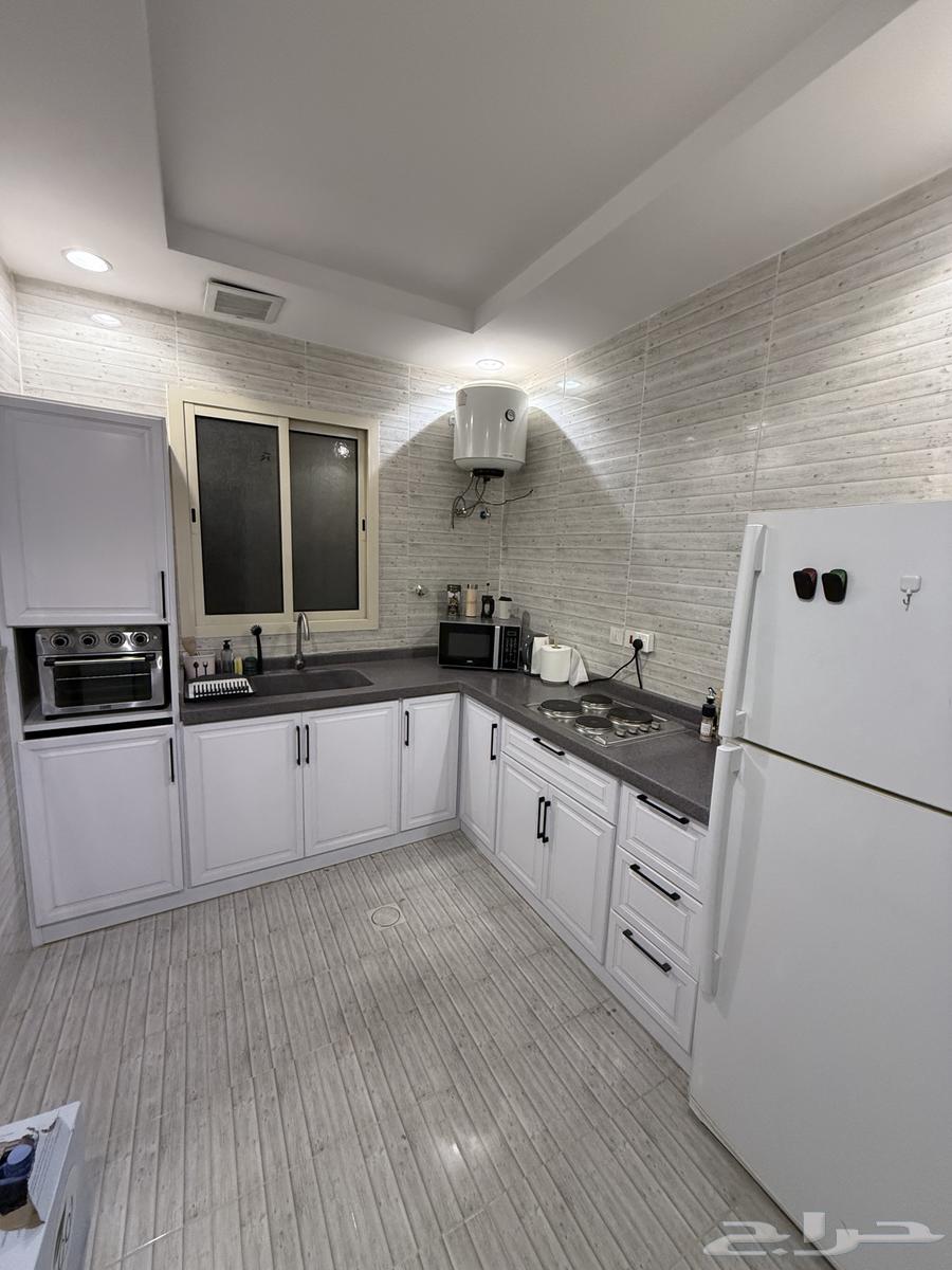 مطبخ كامل شبه جديد للبيع64495638222977110