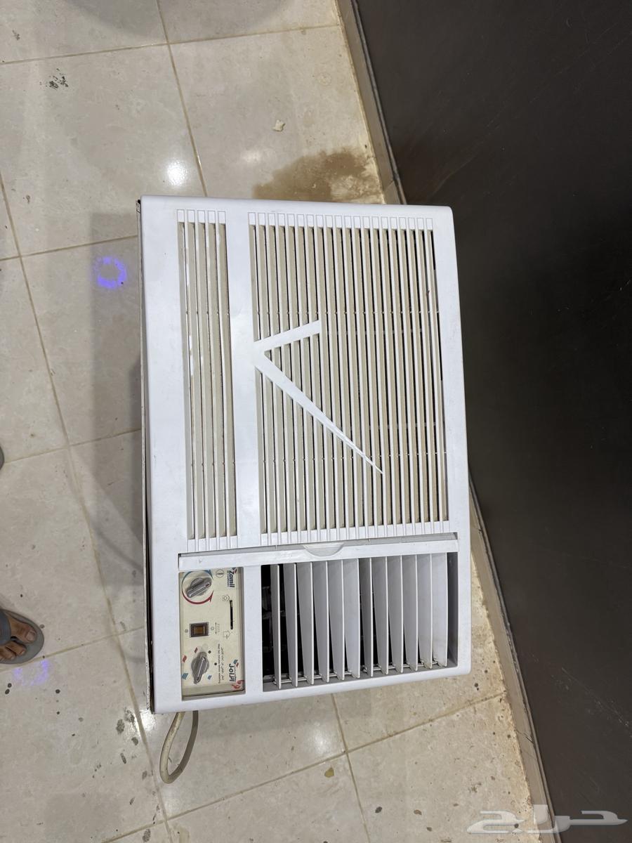 Backrest with brush, air conditioner, screen table, built-in cylinder64501921688577112