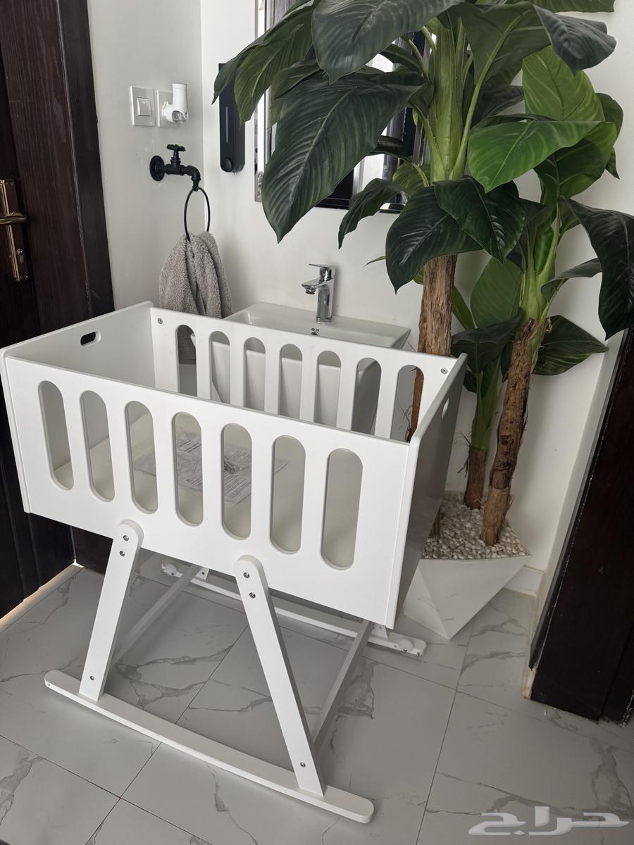 سرير اطفال هزاز جديد غير مستخدم 250 ريال64495282685570110