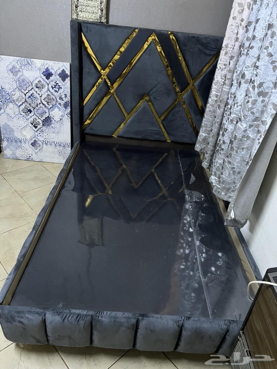 اثنين سرير نفر ونص جديد لم يستعمل سبب البيع صغر المساحة64498910000385112