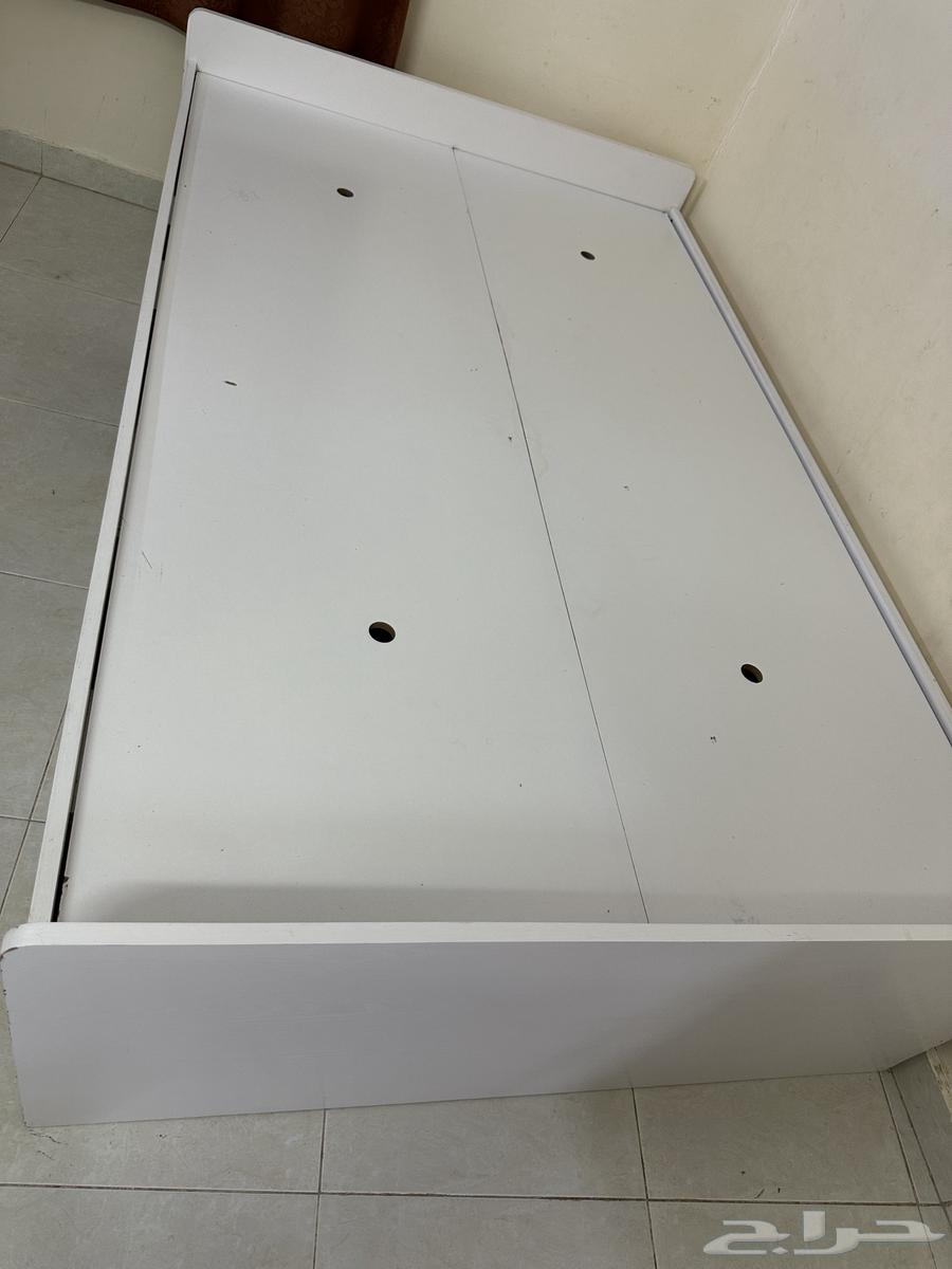 سرير نفر ونص مستعمل نظيف64497979302787112