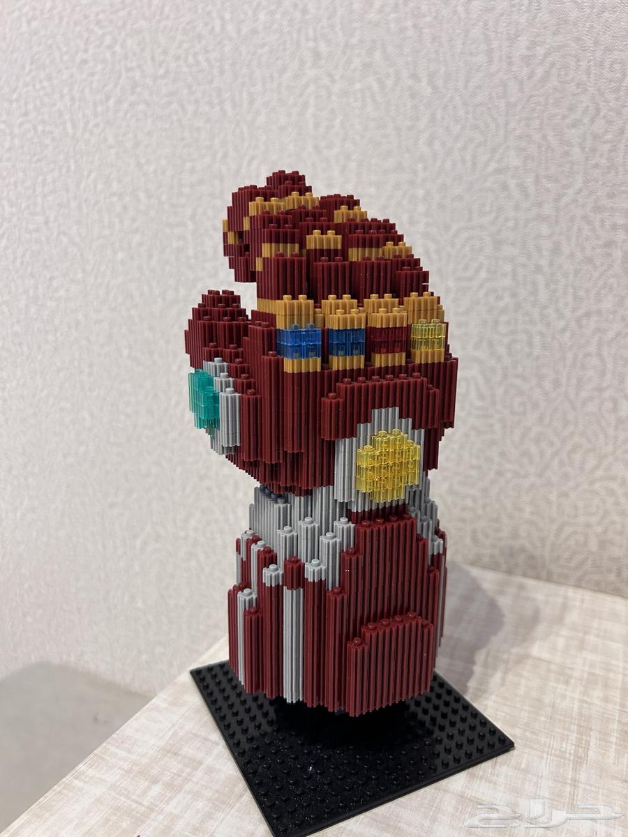 مجسم يد آيرون مان بإضاءة   حجم 20 سم64500229446915112