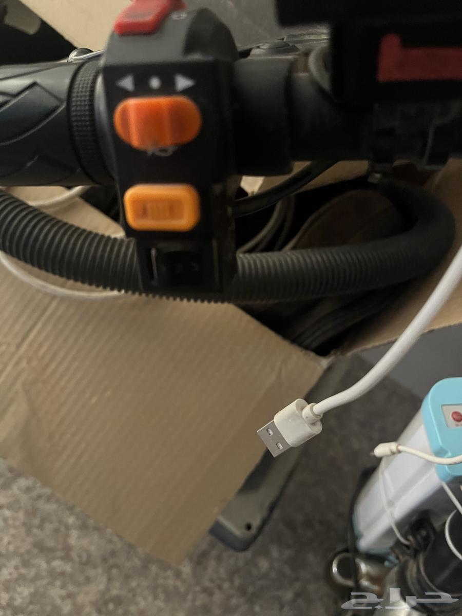 اسكوتر للبيع 700ريال64498938008195111