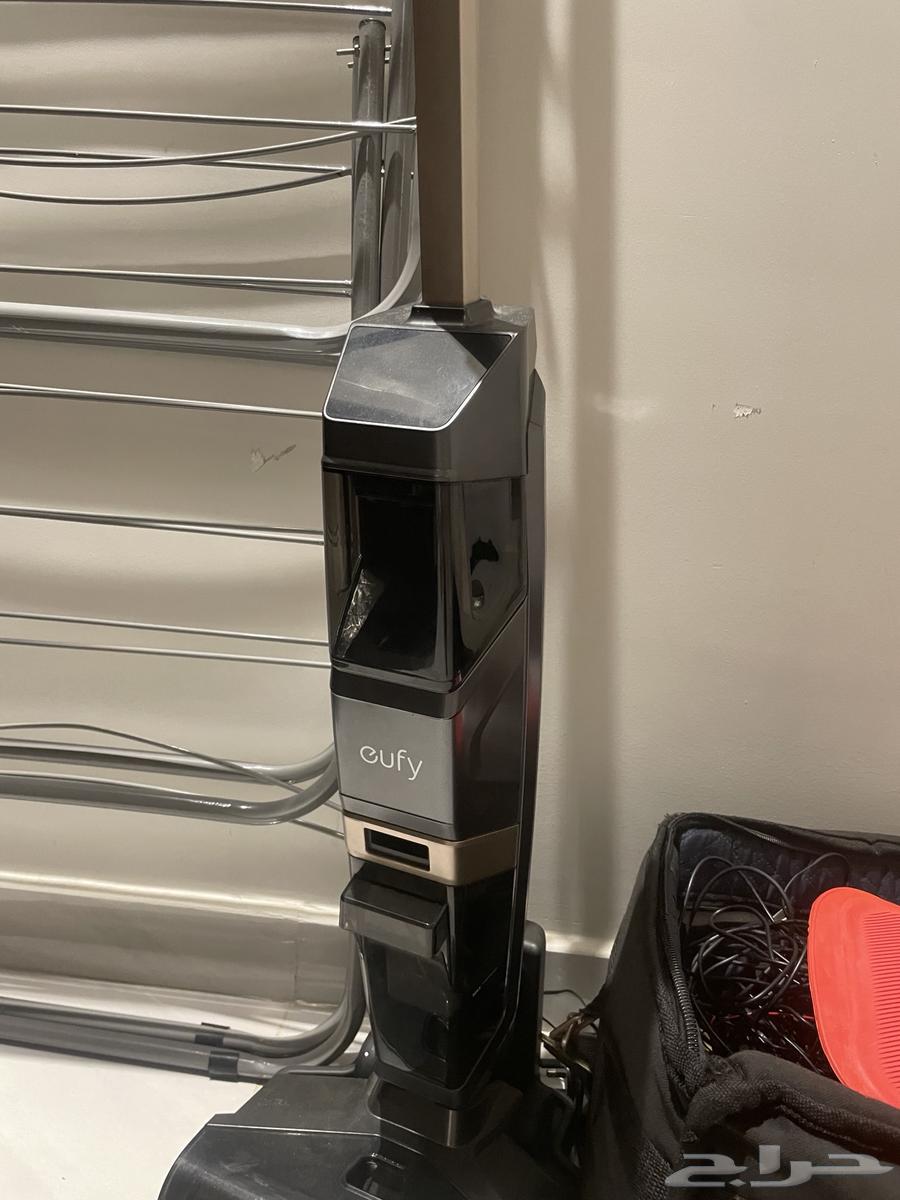 Yofi vacuum cleaner, clean and lightly used, cleans, rinses, and vacuums carpets64501816310146112