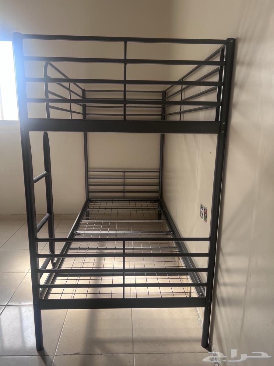 Double bed from IKEA, no scratches, very clean64498062580866111