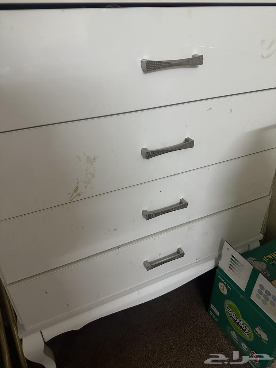 غرفه نوووم ماعدا السرير نظيفه64497551326851112