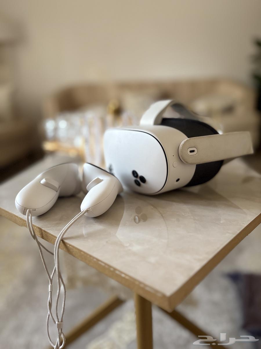 VR Qu364500699871746110