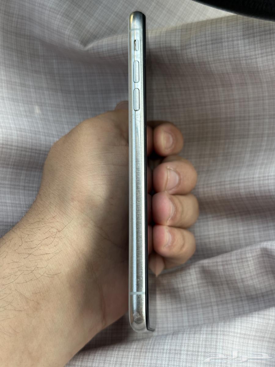 للبيع ايفون اكس العادي 256 قيقا لون فضي64501921619459111