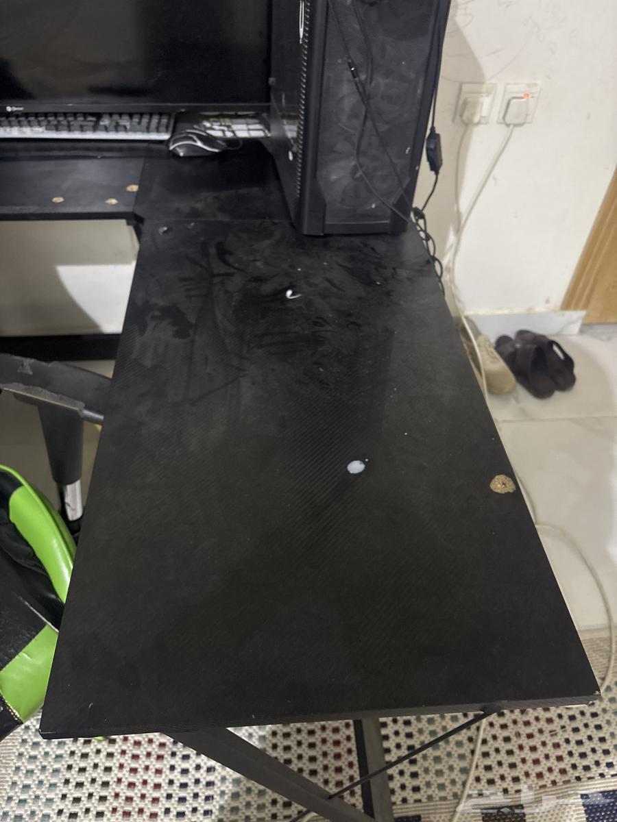 طاوله قيمنق64499076308481111