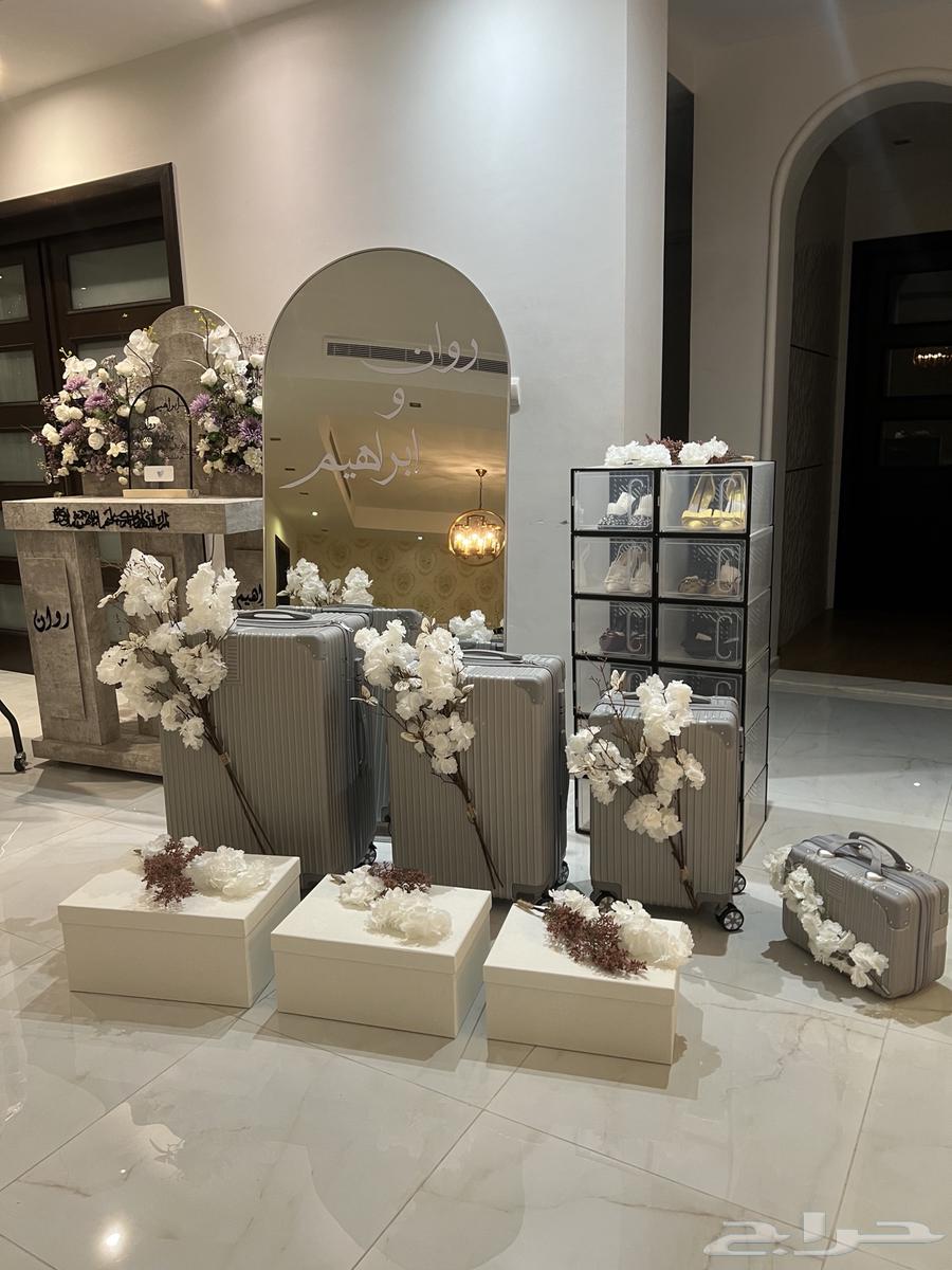 عربية ملكة   طاولة ملكة   شنط دبش للبيع64498340524673111