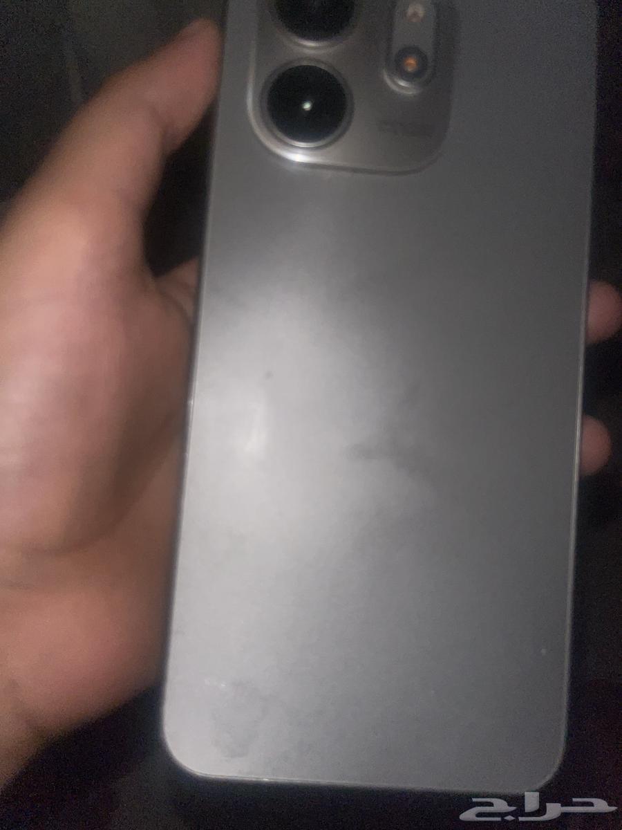 Broken phone screen only64495502283778111