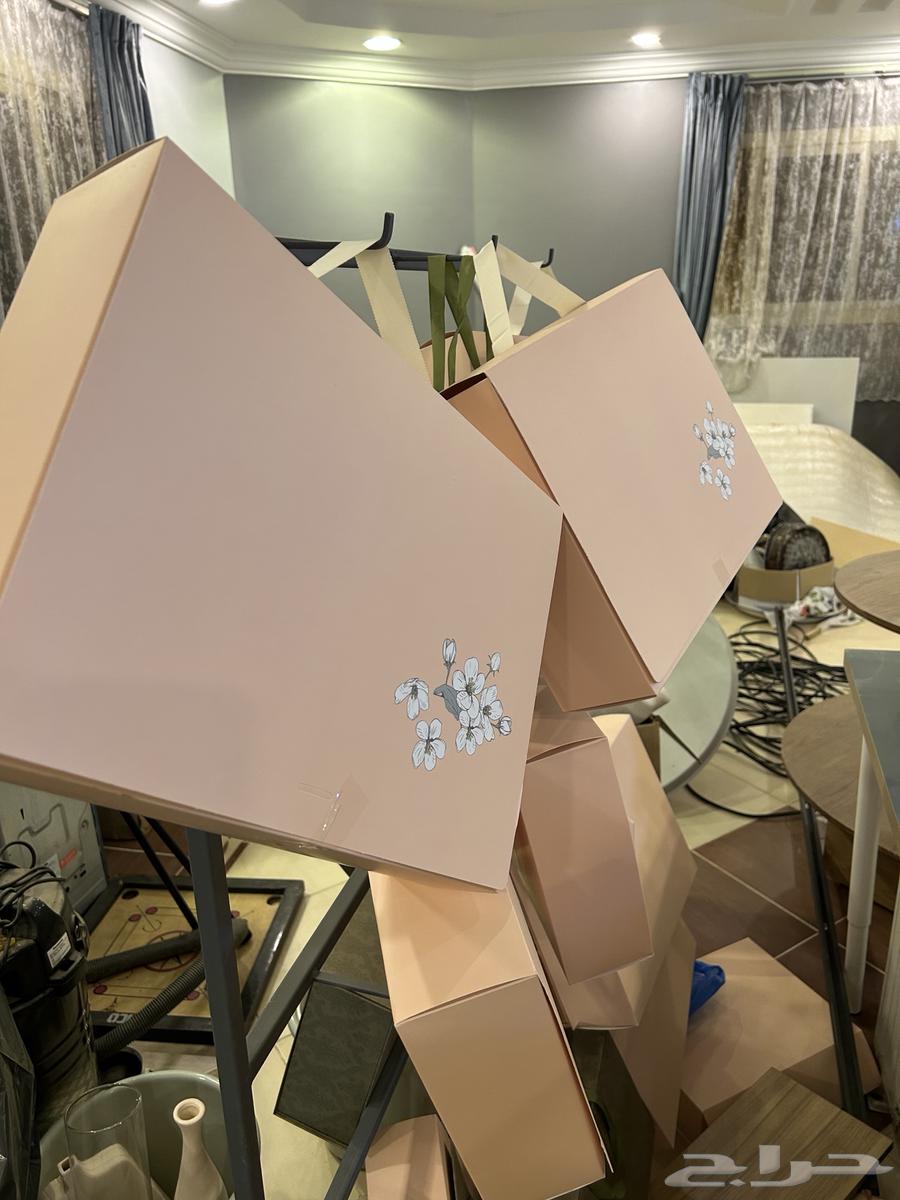 أغراض محل ورد جديد للبيع64497855262209112