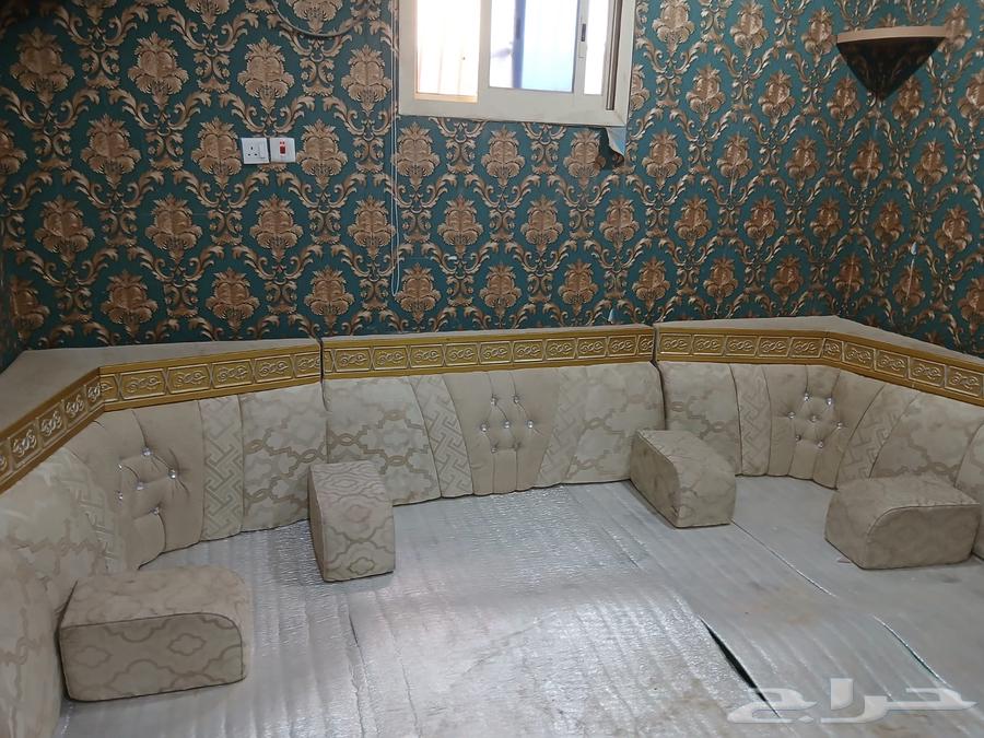 الكنب للبيع ع السوم64501465318146112