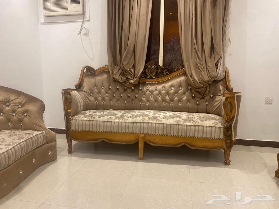 كنب مستعمل كلاسيك تركي مع ستارةبسعر مميز وصيدة64498284887553114