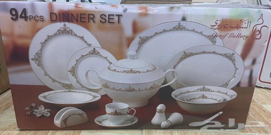 طقم عشاء 94 قطعة من السيف جديد لم يستخدم64496972808961110
