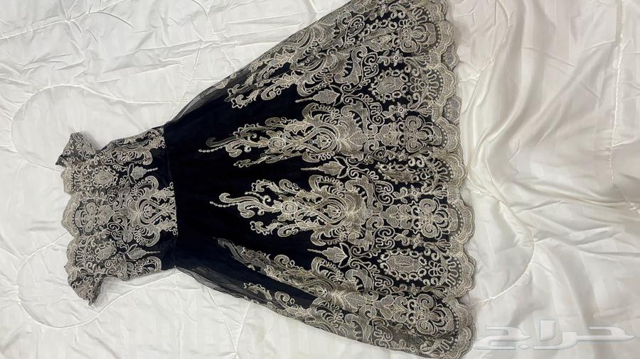 فساتين للبيع شبه جديده64501890057859111