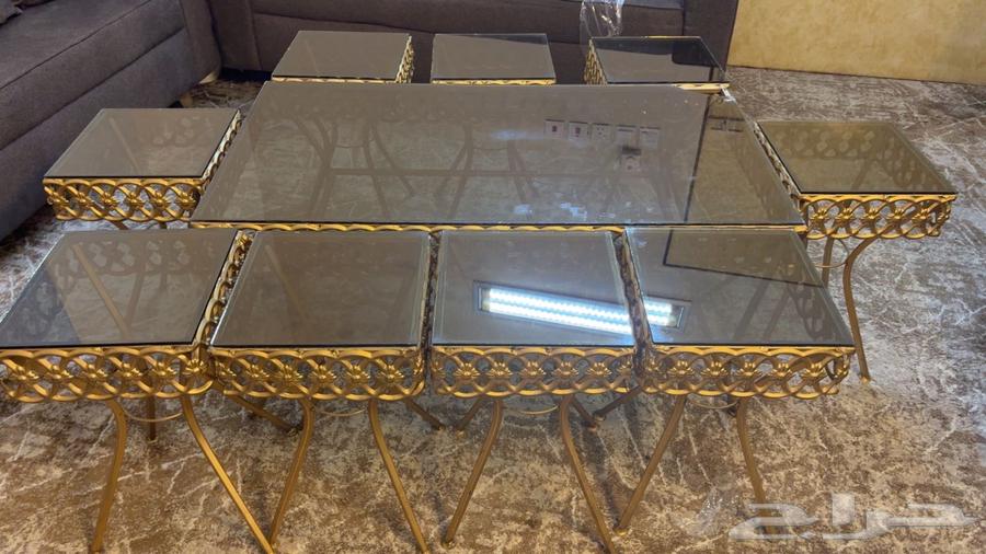 للبيع طاولات نظيفه جدا64502295834113110