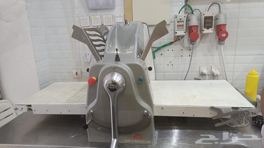 نبيع جميع انواع معدات المطاعم والكوفيهات64495036594179110