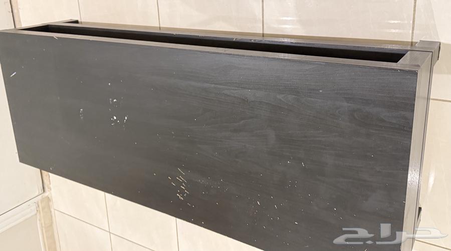 طاولة تلفاز من ايكيا64502528958850112