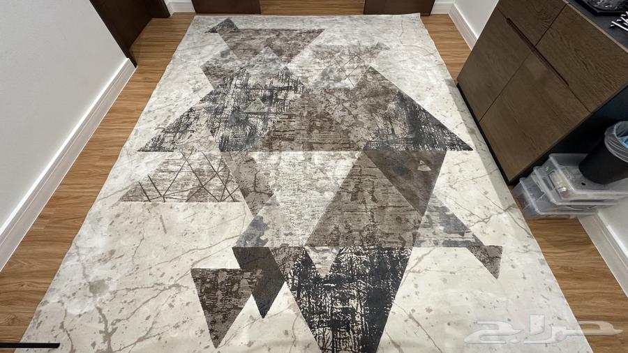 Modern used carpet for sale, size 3X464502734697089113