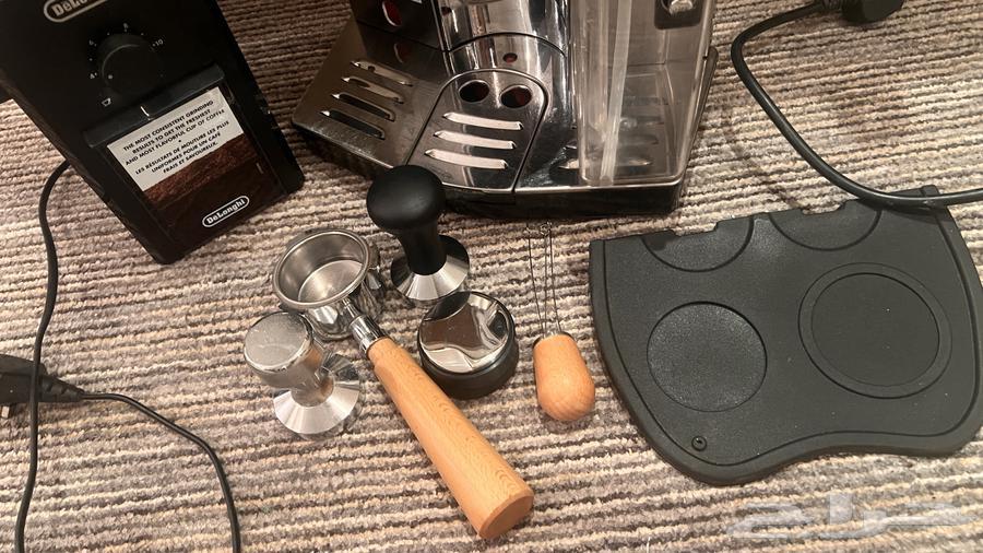 DeLonghi EC860.M Espresso Machine with Grinder64502652814849112