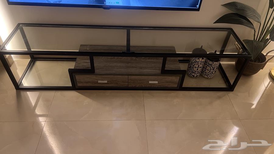 طاولة تلفزيون64495352095234111