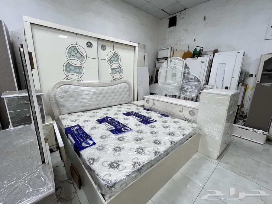 غرفة النوم مستعمل نظيف للبيع64501816241410110