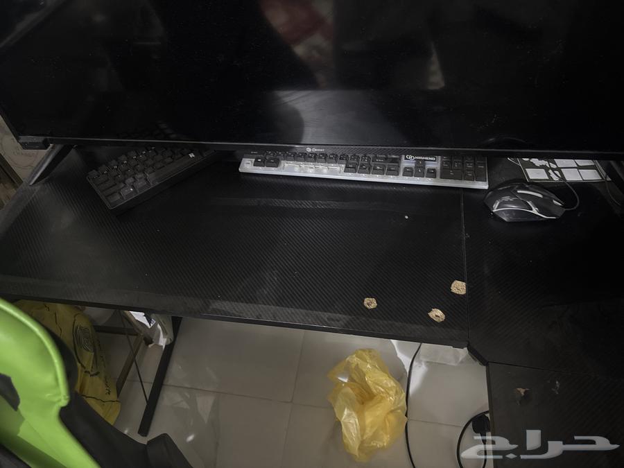 طاوله قيمنق64499076308481110