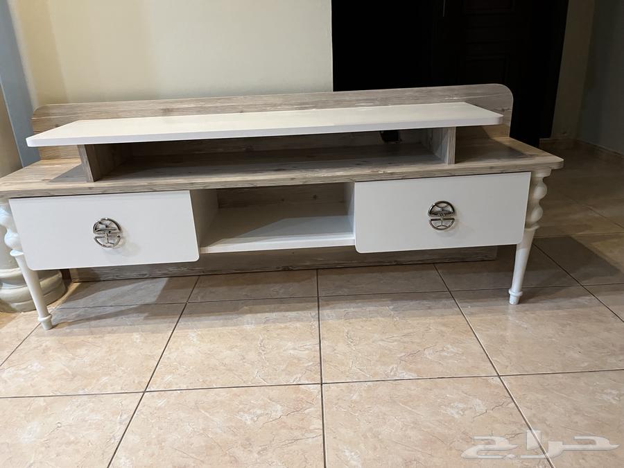 طاولة بلازما 150سم جيده جدا نوعيه ممتازه وطقم طاولات64501312791041111