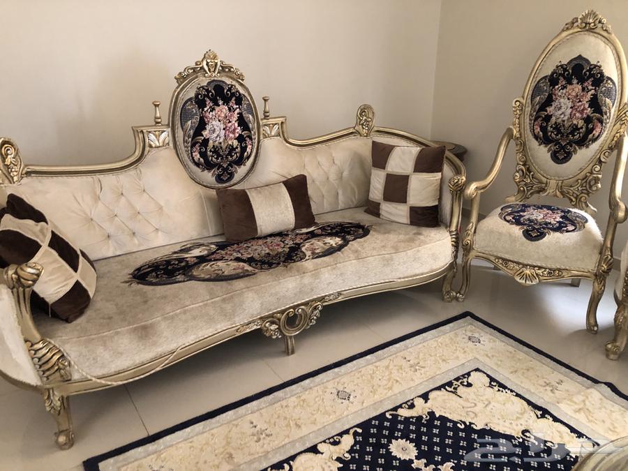 Victorian sofa in good condition64498632687362111