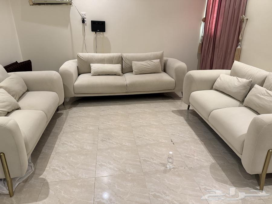 Sofa64503857426178110