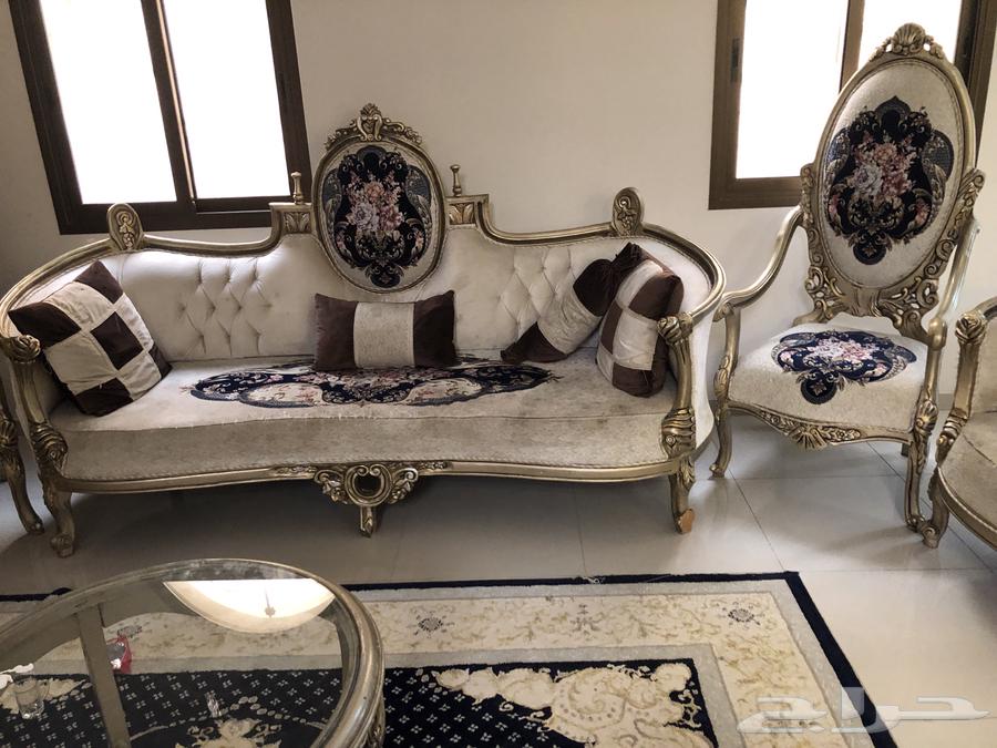 Victorian sofa in good condition64498632687362112