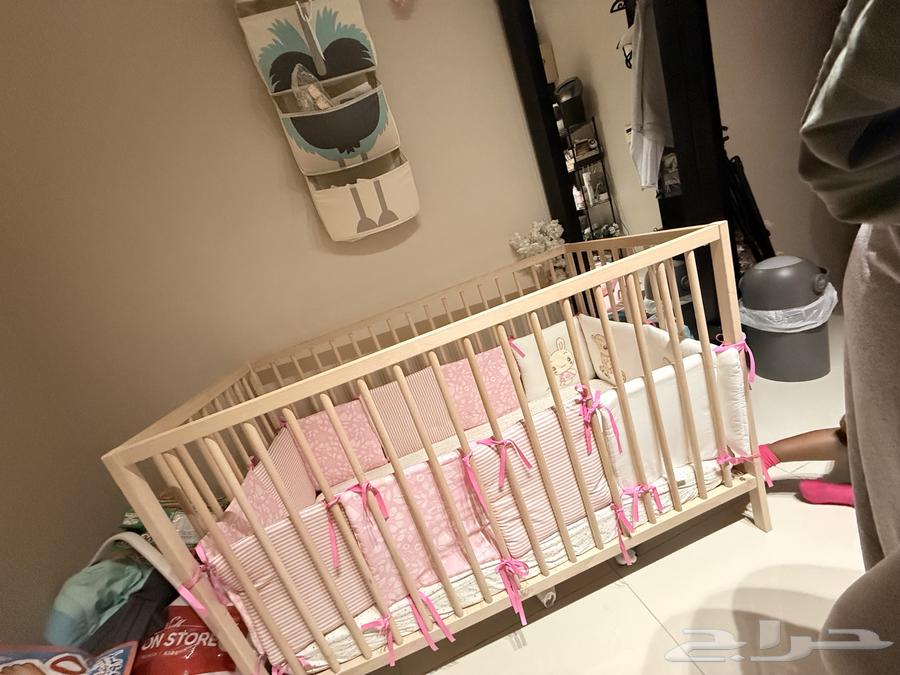 Crib and cradle for infants64496227756419110