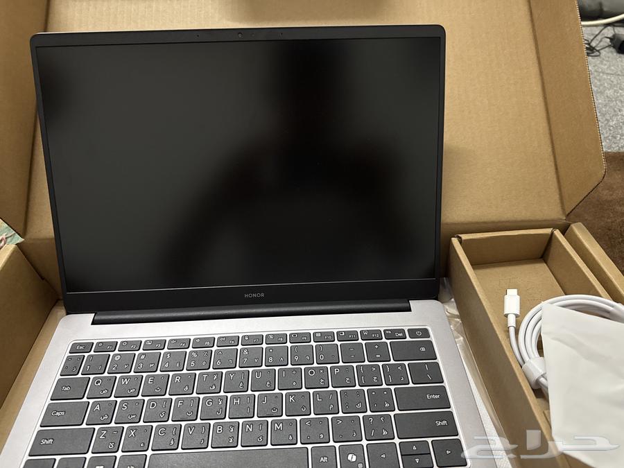 لابتوب HONOR للبيع باقي جديد من جرير64500839987969112