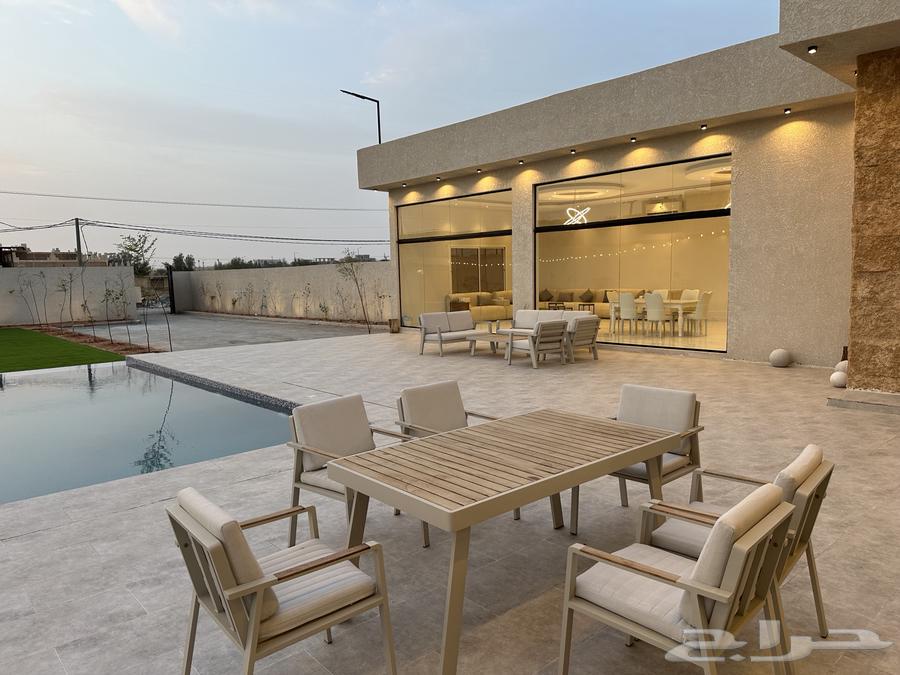 Luxury resort for annual rent in Al Ameriah 2000 square meters64143580181763114