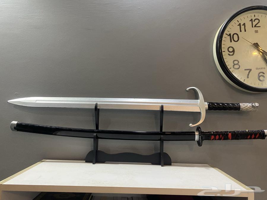 شعارات الثرونز ( ستارك   لانيستر ) وسيوف (تانجيرو  جون سنو)64495515839873113