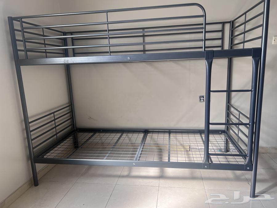 Double bed from IKEA, no scratches, very clean64498062580866112