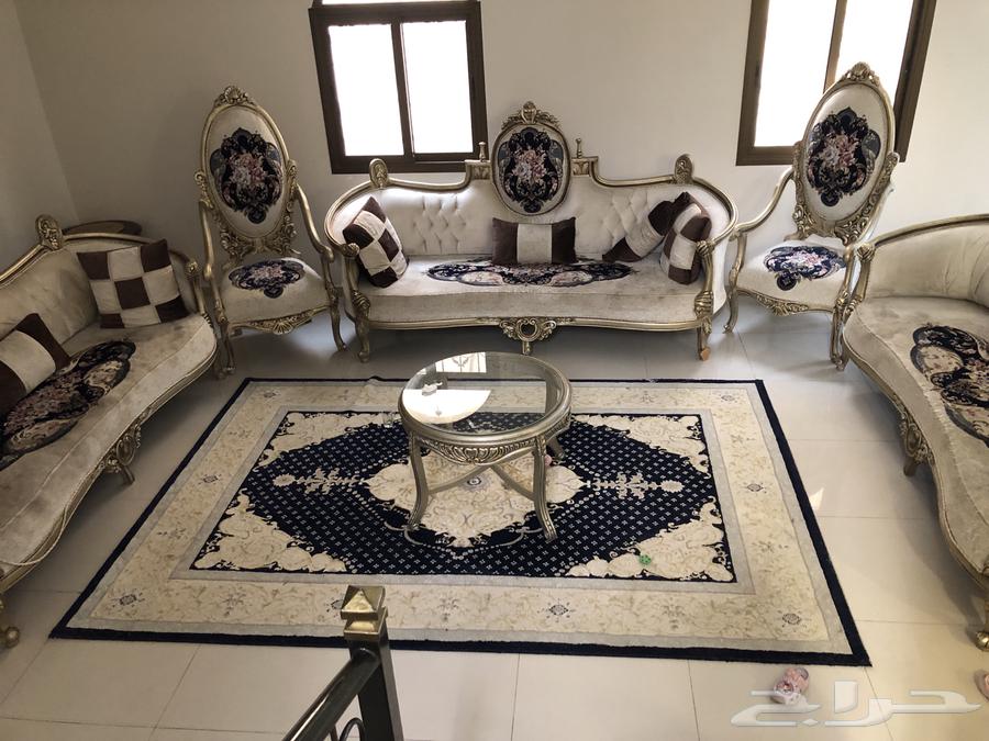 Victorian sofa in good condition64498632687362110