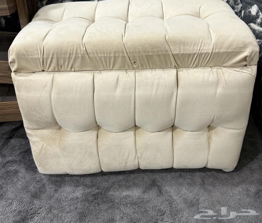 درج سجاد وعلاقه عبايات ودفايه جديده للبيع64494925691906111