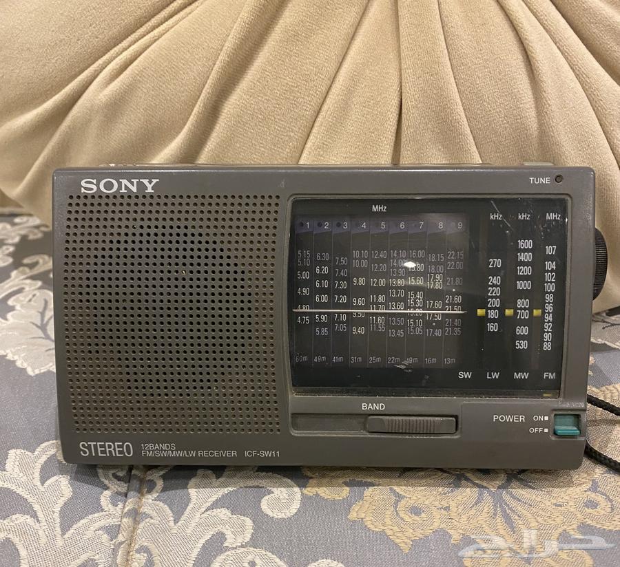 Old Sony Radio, Japanese Made, Clean Condition and Working64501539573378110