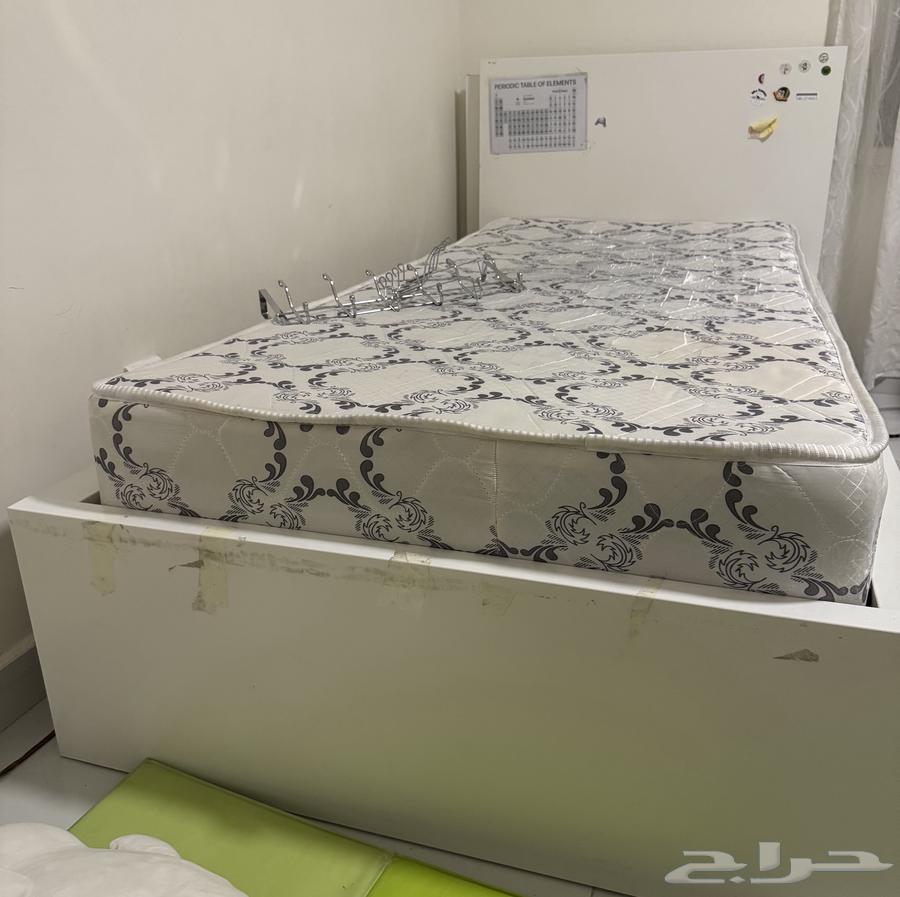 اثاث غرف نوم للبيع بإسعار رمزيه للضرورة64500909321218114